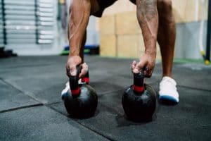 Kettlebell training: 7 benefits & reasons to start today!
